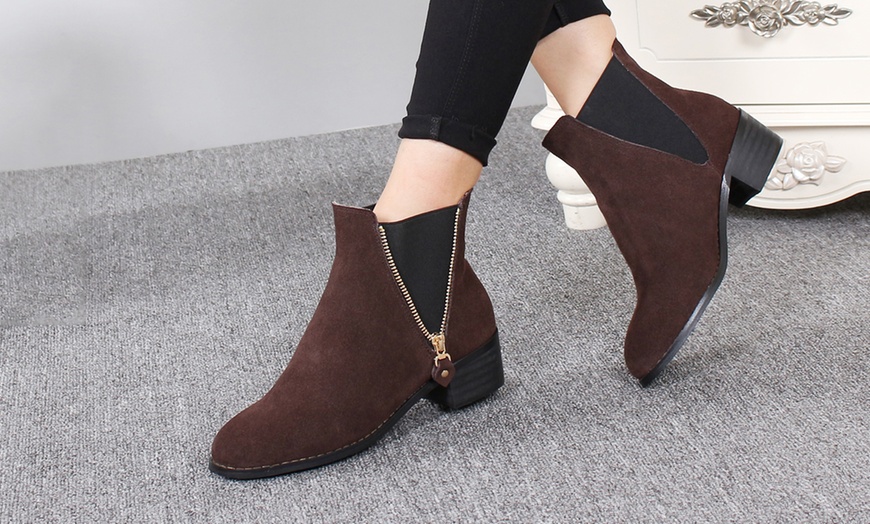 Image 12: Merino Wool-Lined Chelsea Boots