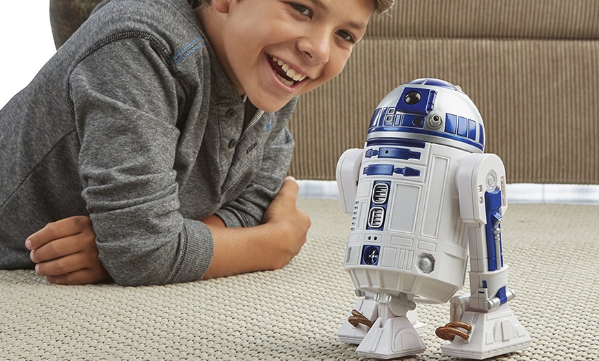 Image 4: Hasbro Star Wars R2-D2 Droid