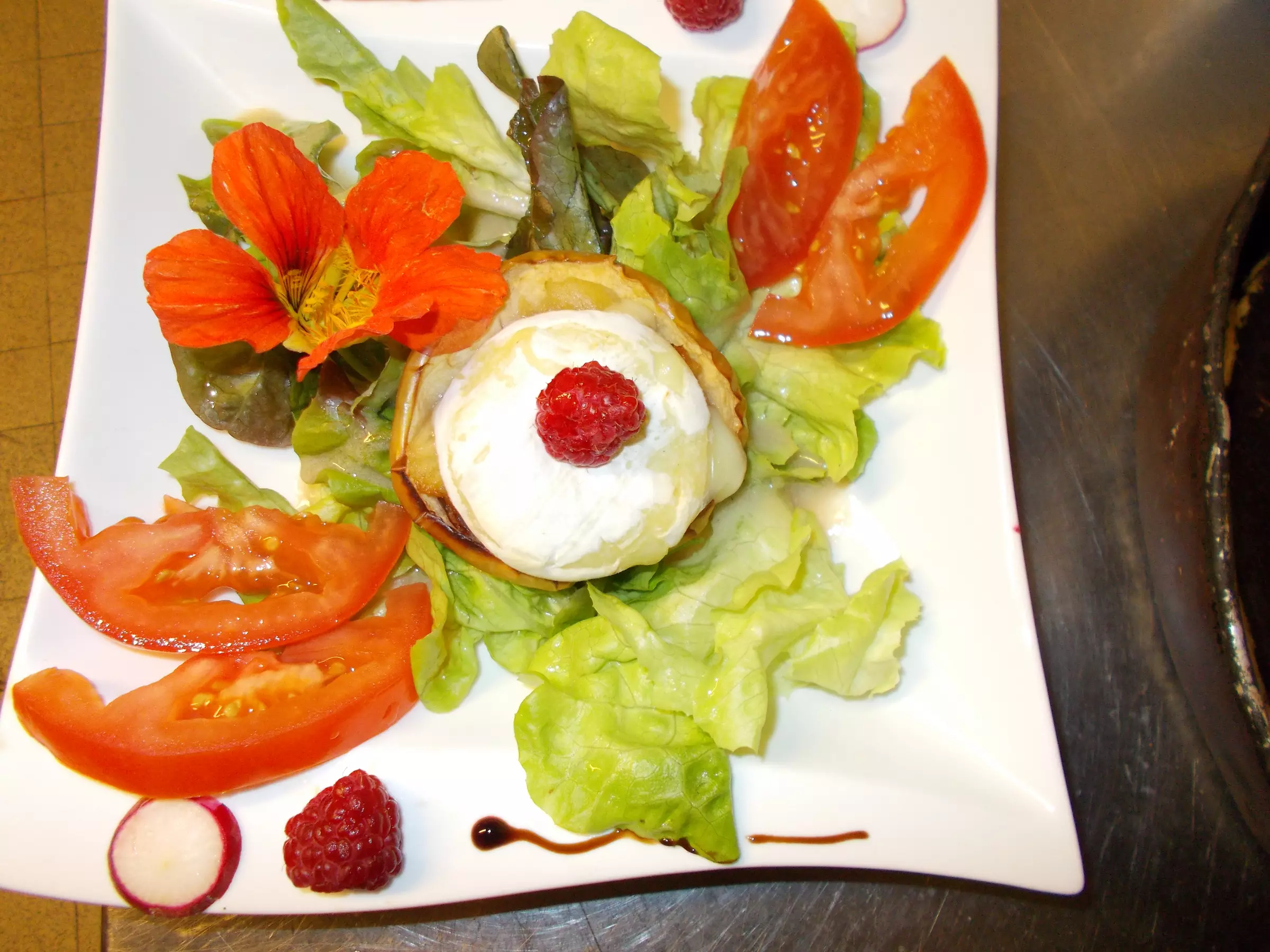 Eveil des papilles avec vue pittoresque sur le Rhône