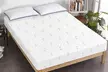 Surmatelas  "Udry" White Classic Waterproof, Aloe Vera ou Bambou, dimensions au choix - Second Medium