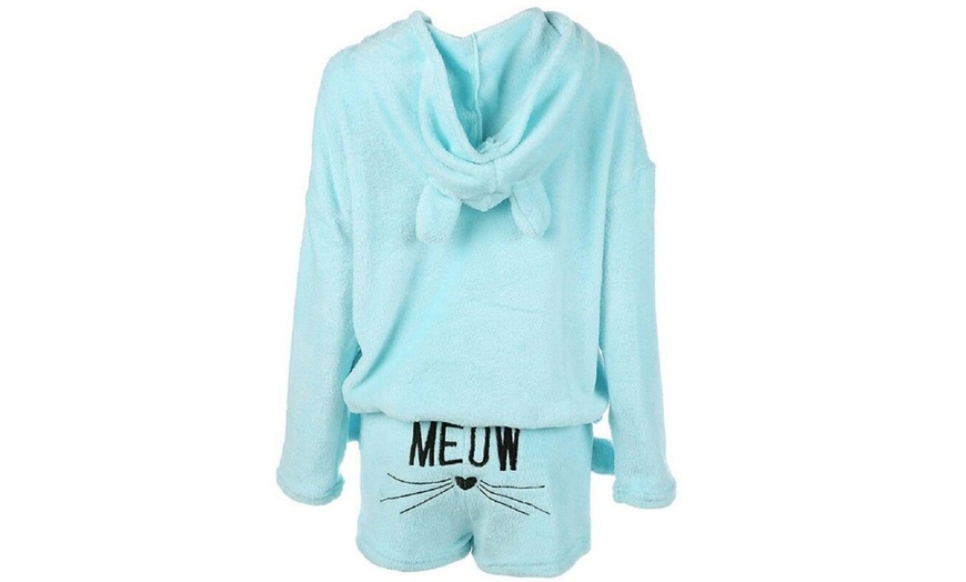 Image 6: Women's Fluffy Pyjama Set