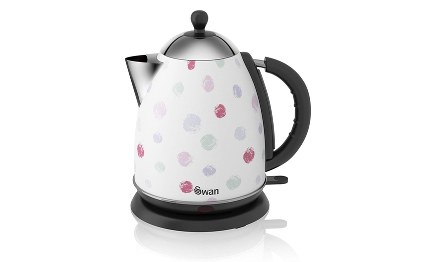 Image 1: Swan Retro Polka Dot Jug Kettle