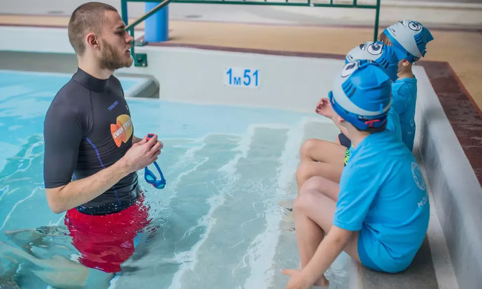 Initiez-vous ou vos petits aux joies de l'eau avec Swim Stars