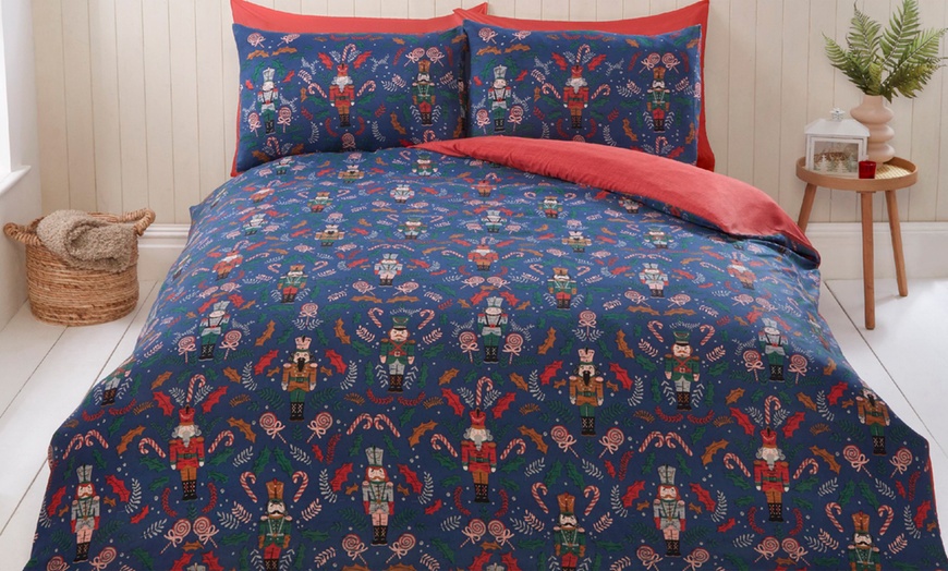 Image 1: Winter Wonderland Nutcracker and Autumn Forest Duvet Set