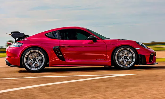 2 tours de pilotage en voiture de sport prestige avec Cadeau Pilotage