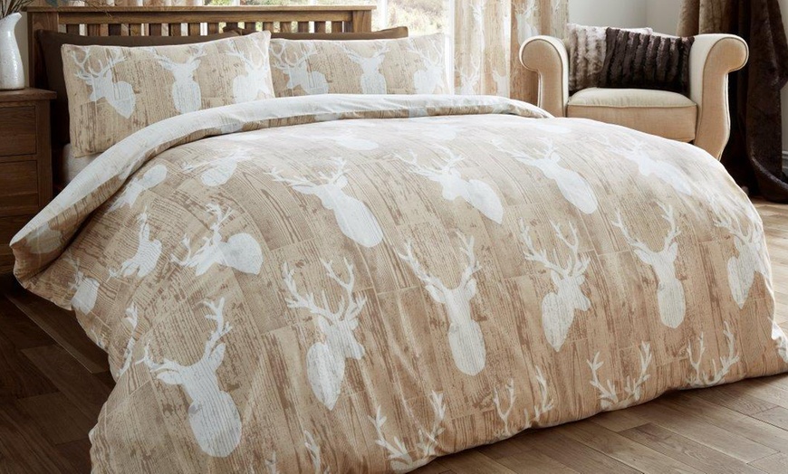 Image 2: Christmas Stags Duvet Set