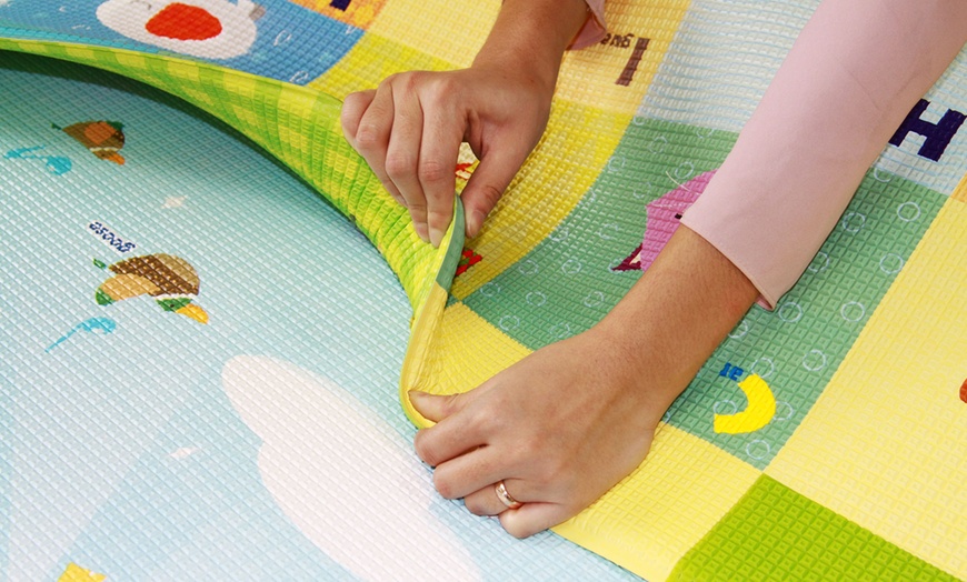 Image 58: Dwinguler Kids' Playmat