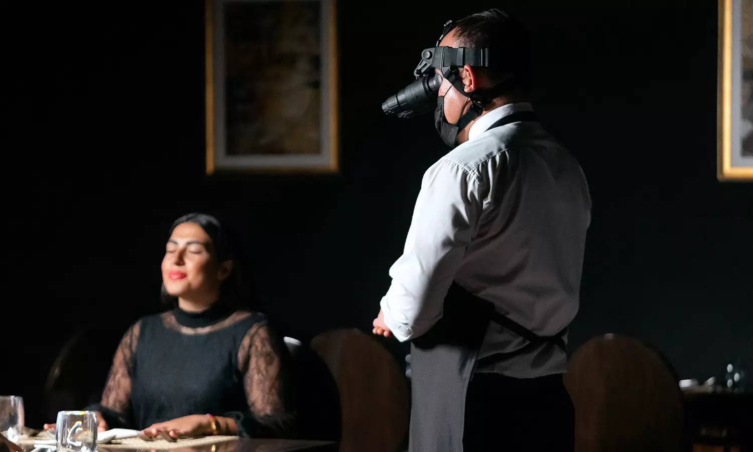 5* Dine in the Dark Experience