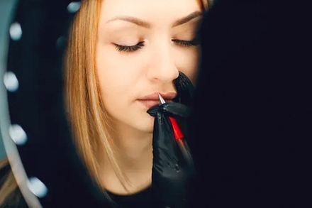 Sesión de microblading, microshading o micropigmentación en cejas o capilar - Supreme Beauty Center