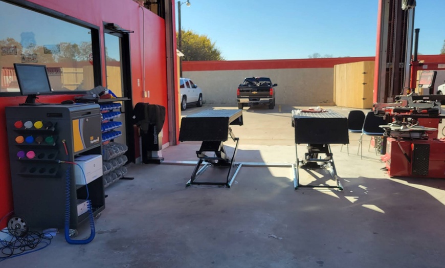 Image 5: Semi or Full Synthetic Oil Change with Tire Rotation - 5 Quarts