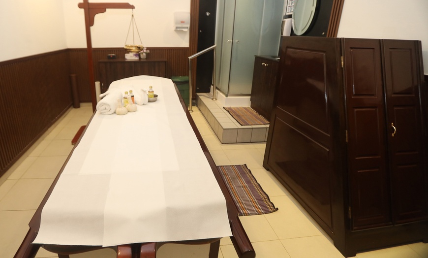 Image 5: Ayurveda Treatment at Dr. Shyam's Ayurveda Centre 