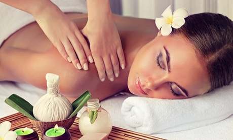 Un massaggio rilassante da 30 o 50 minuti al K2 Centro Estetico Solarium (sconto fino a 54%)