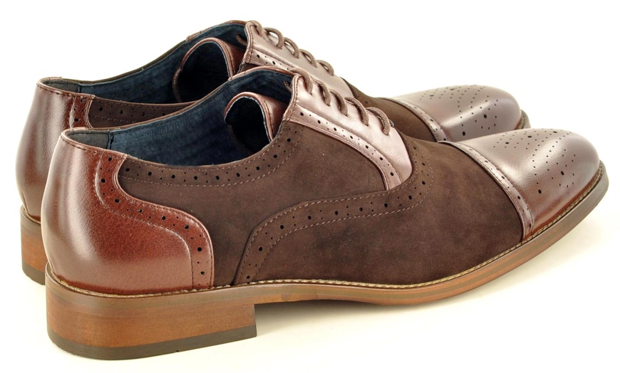 Image 25: Two-Tone Men's Brogue Shoes