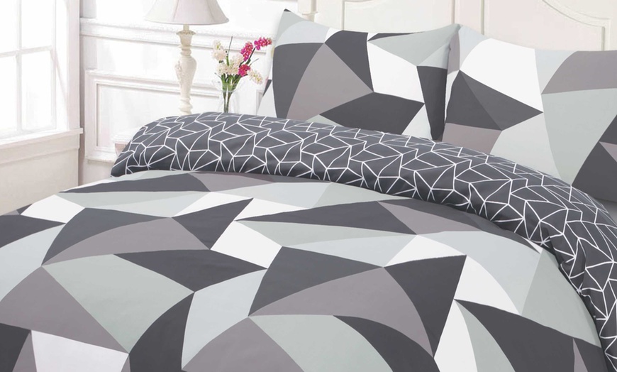 Image 21: January Clearance Duvet Sets
