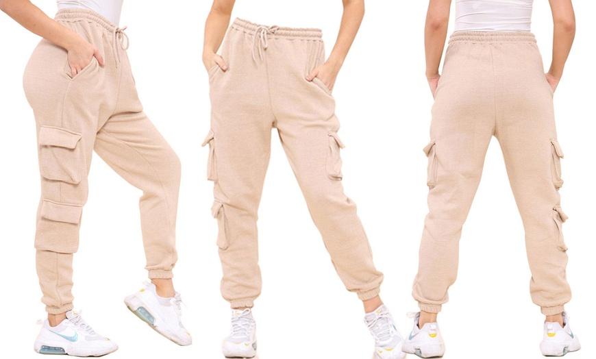 Image 7: Women's Fleece-Lined Cargo Pocket Jogging Bottoms