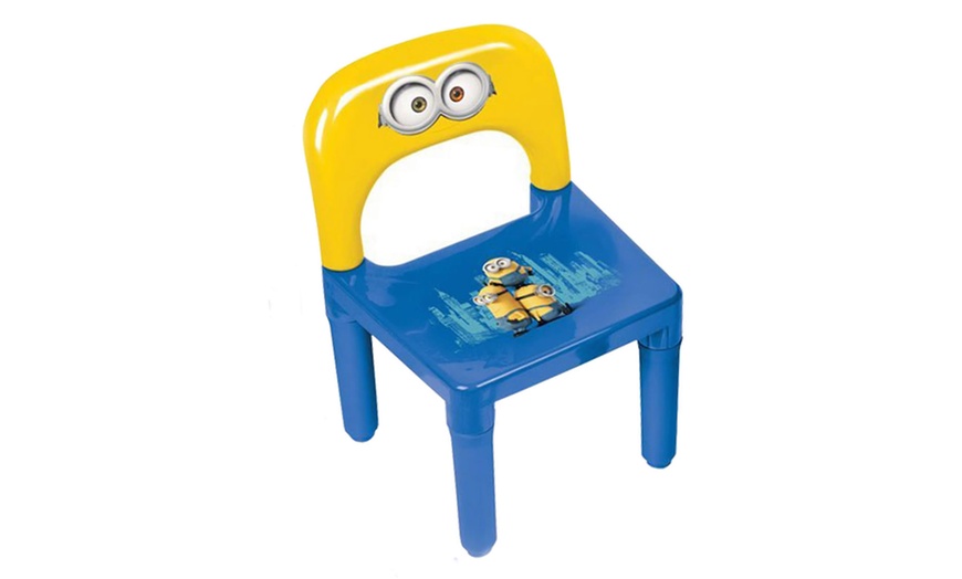 Image 2: Minion Table Chair Set