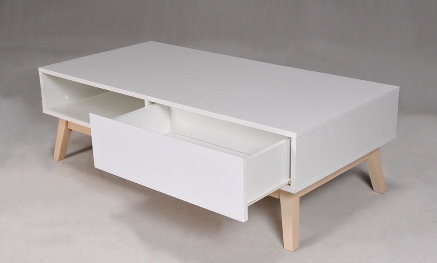 Image 7: Table basse ou meuble TV 