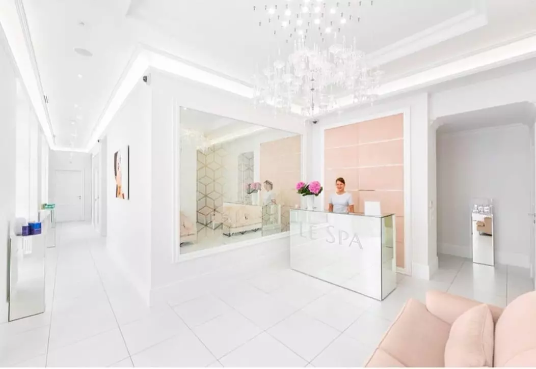 Pakiet day spa Królewski Relaks dla 1 osoby lub dla dwojga w Le SPA Mokotowska - Primary Image