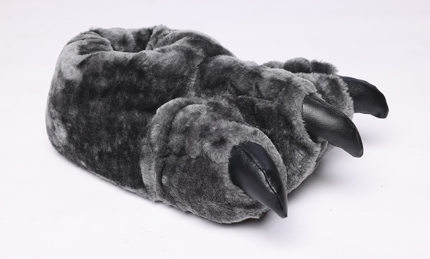 Image 17: Funny Claw Novelty Monster Foot Slippers