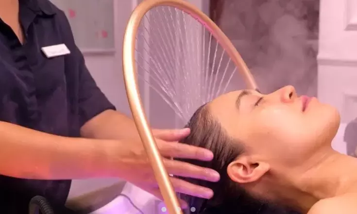 Revitalize your roots with Scalp Therapy for hair that shines!