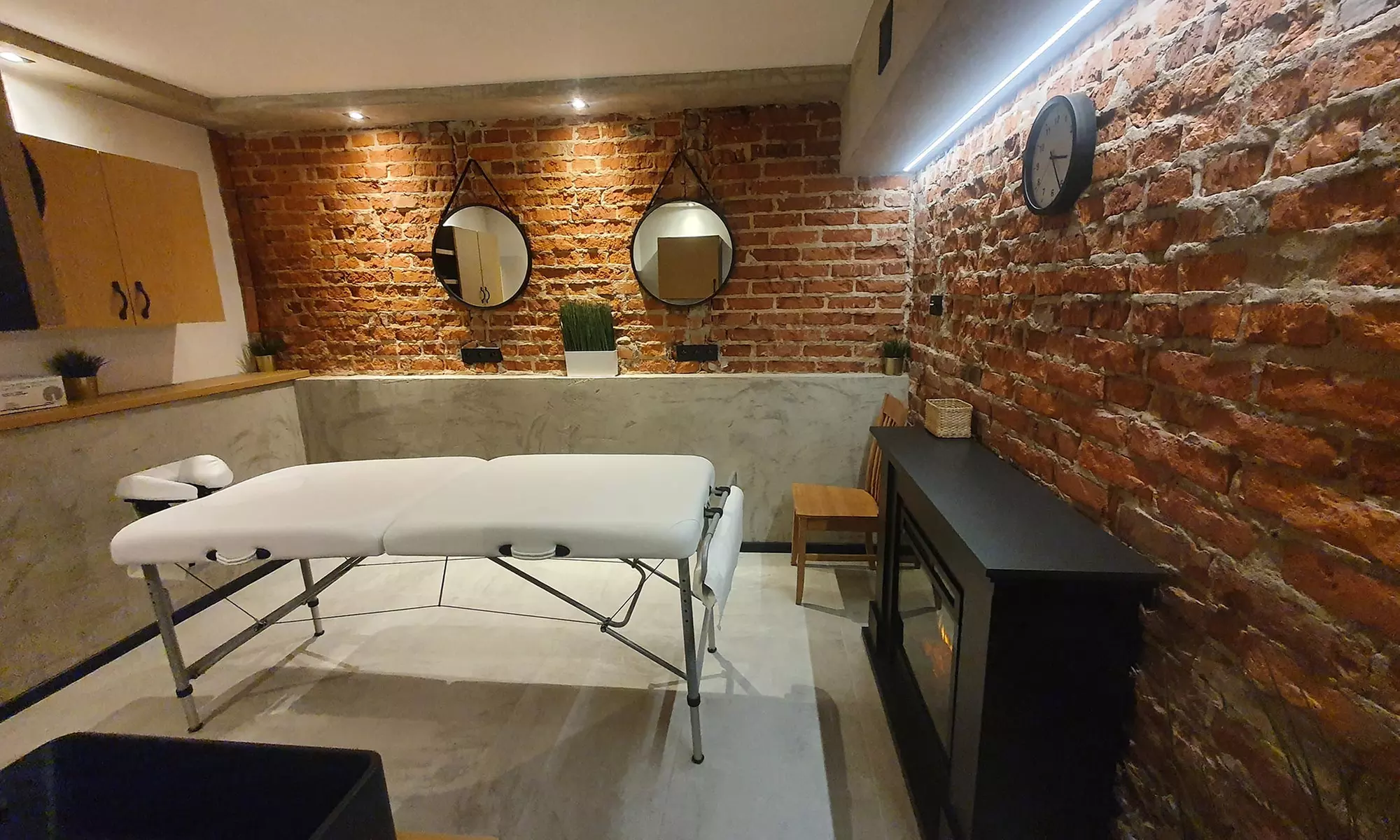 Kazimierz Dolny: 1-3 noce dla 2 osób ze śniadaniami lub wyżywieniem HB i sauną w Willi Pod Basztą - Primary Image