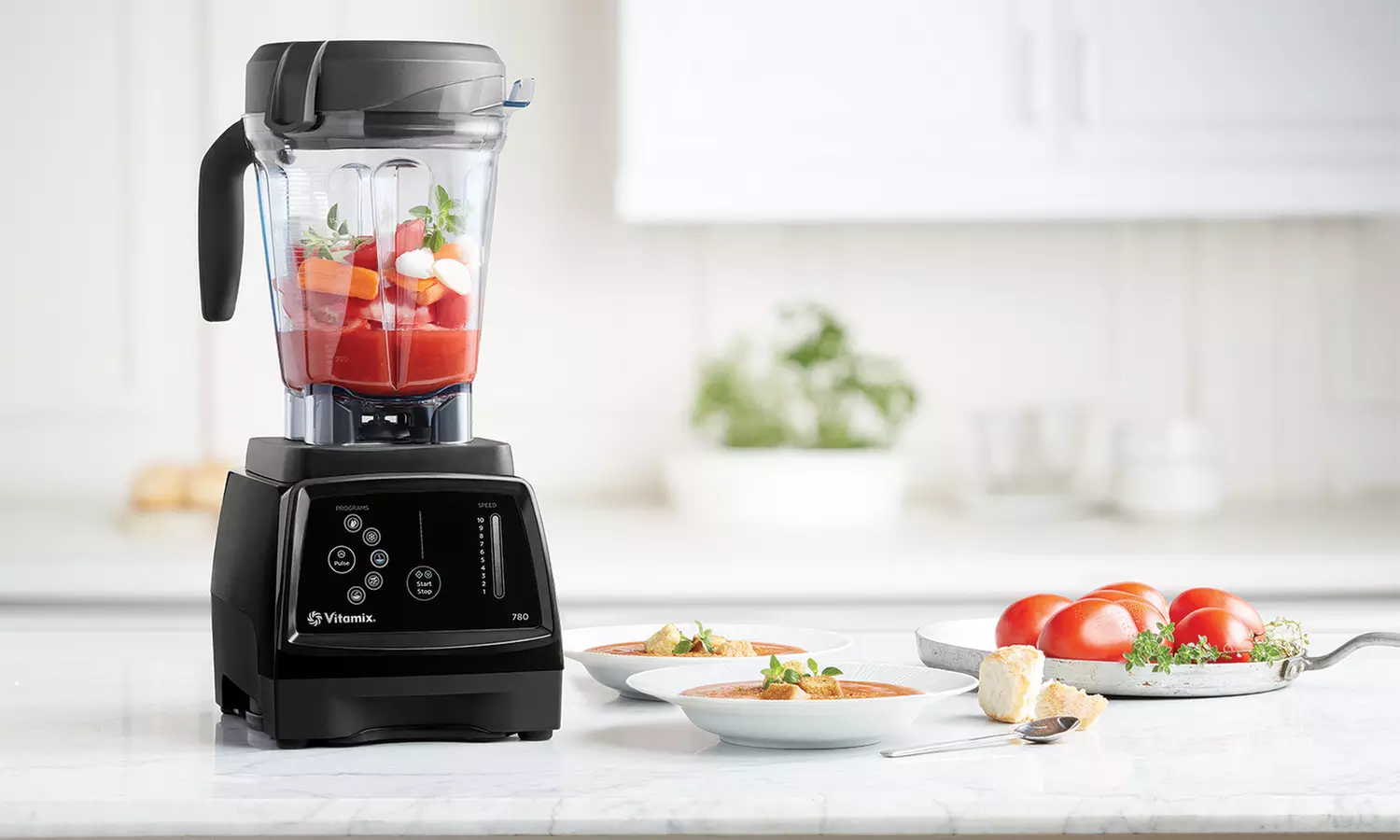 Vitamix LED Touchscreen 780 Blender (Manufacturer Refurbished) - Primary Image