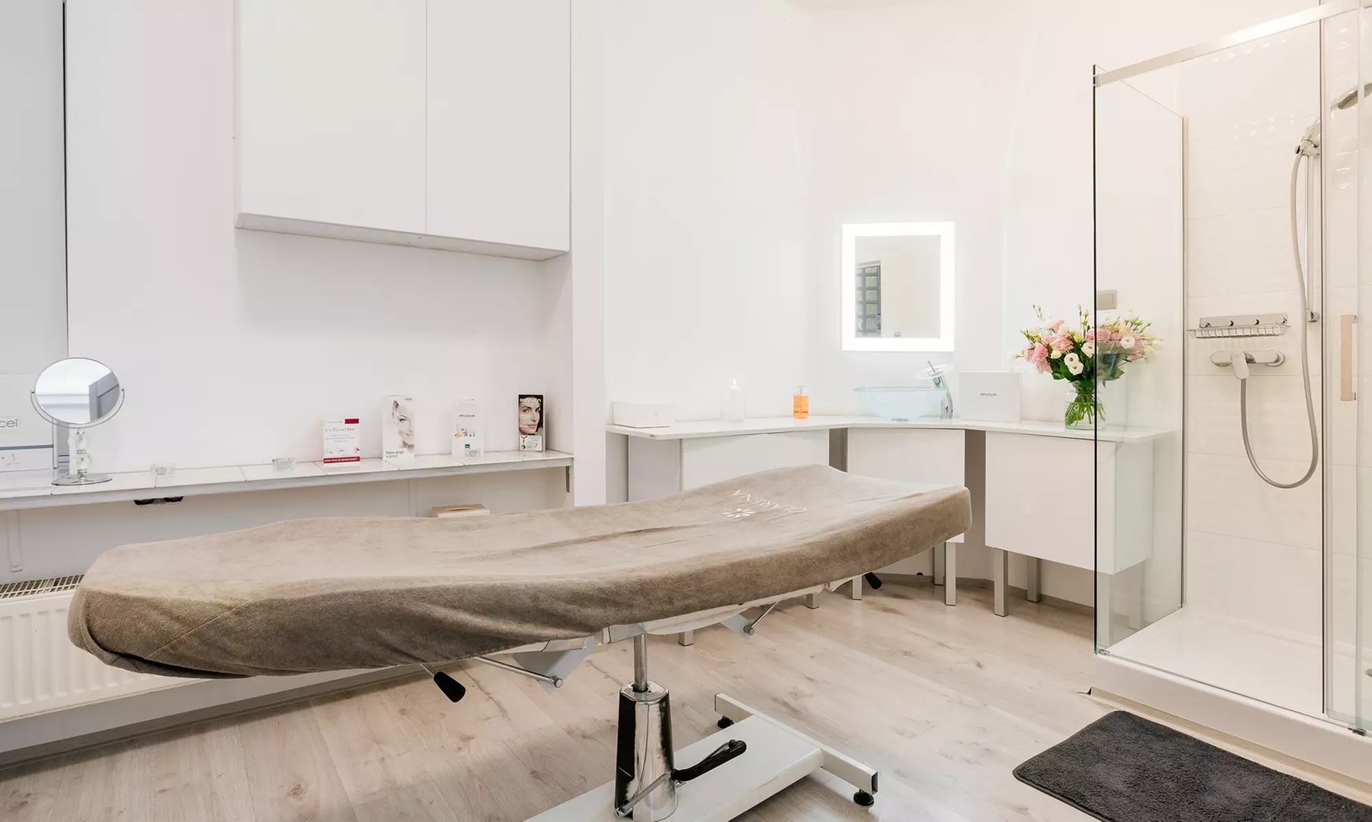 Masaż - Całe ciało w Świętkorzyska Clinic Bel- ètage