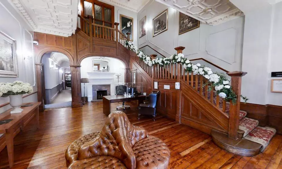 Cheshire: 1 Night with Breakfast