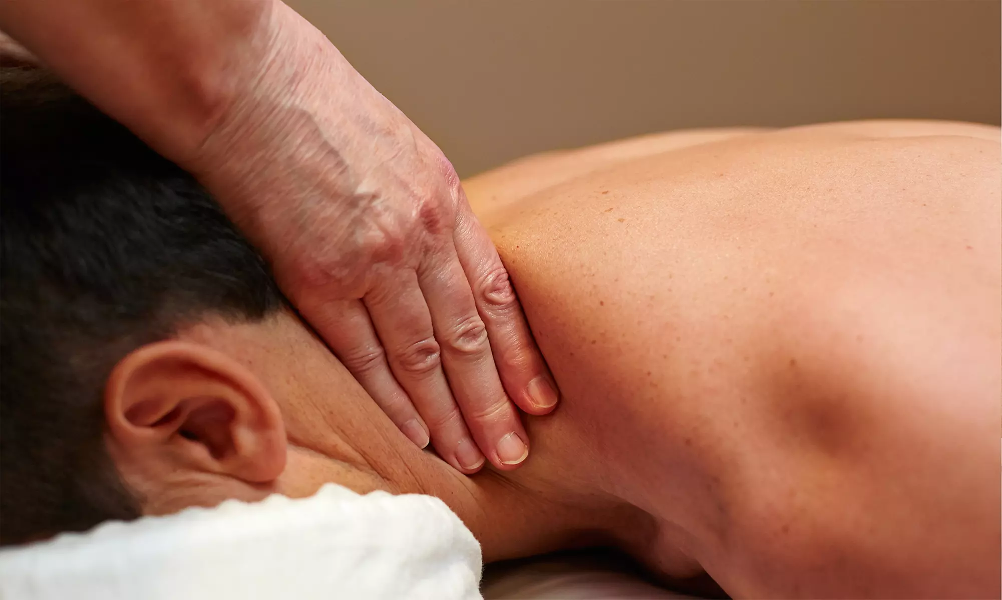 Non-Invasive Facial Lift & Full-Body Detox—Experience Buccal or Lymphatic Massage at Sona Beauty (Up To 30% Off) - Primary Image