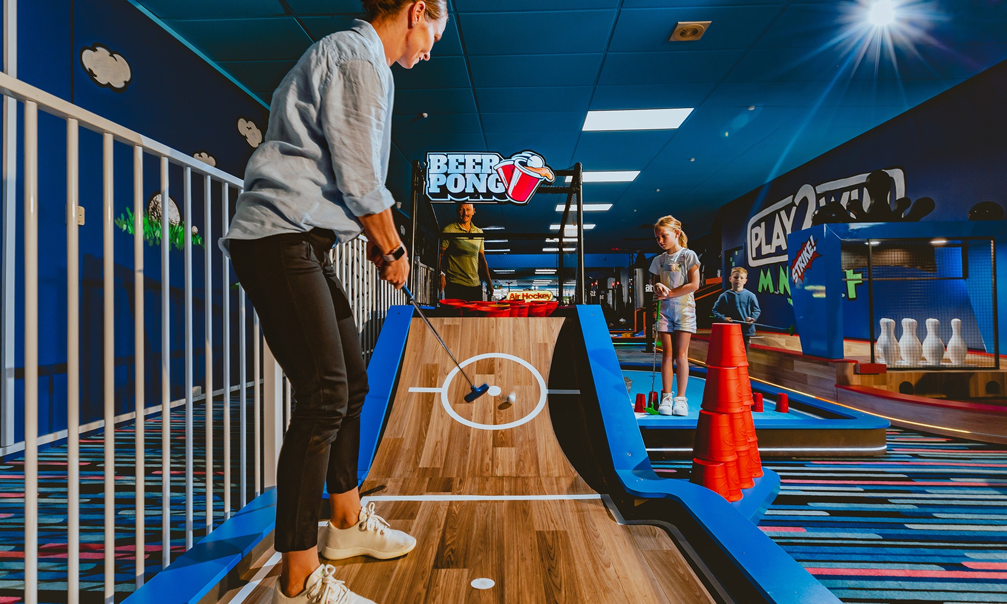 Bis zu 10% Rabatt auf den Golf – Minigolf – Schwarzlicht bei Laserstar Oldenburg