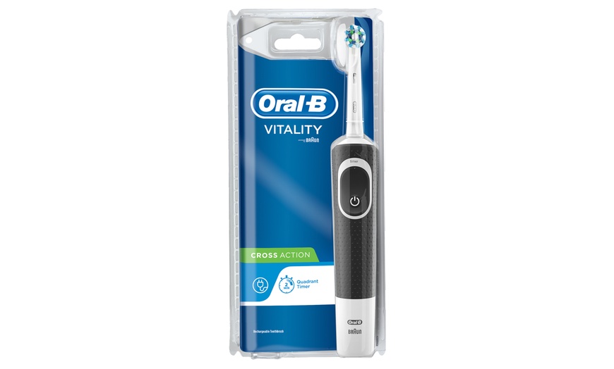 Image 2: Oral-B Vitality Toothbrush