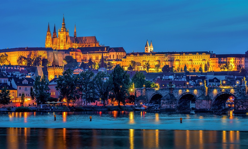 Image 1: Prague: Double or Twin Room with Breakfast