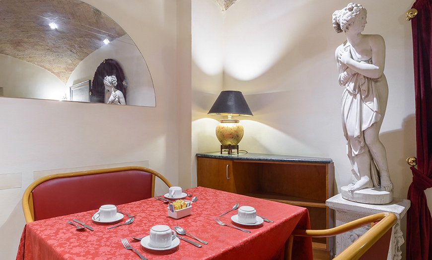 Image 12: Roma 4*: soggiorno in camera Economy, Classic o Superior con colazione