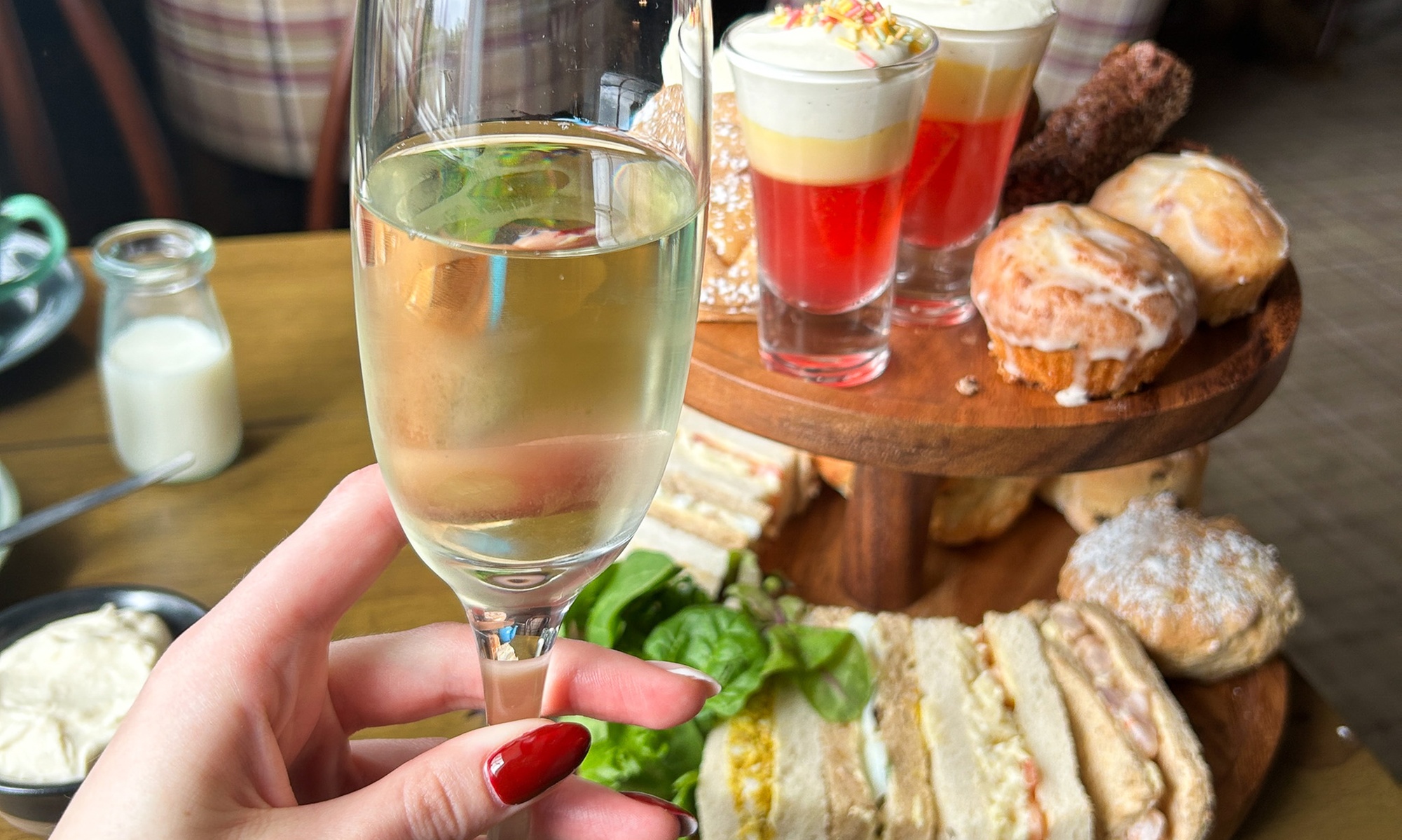 Afternoon Tea for 2 or 4, with or without Prosecco – Perfect Treat