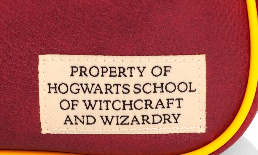 Image 5: Hogwarts Express Messenger Bag