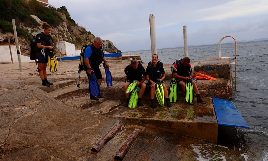 Image 3: Bautismo de buceo con el Club de Buceo Aventura i Risc Mallorca