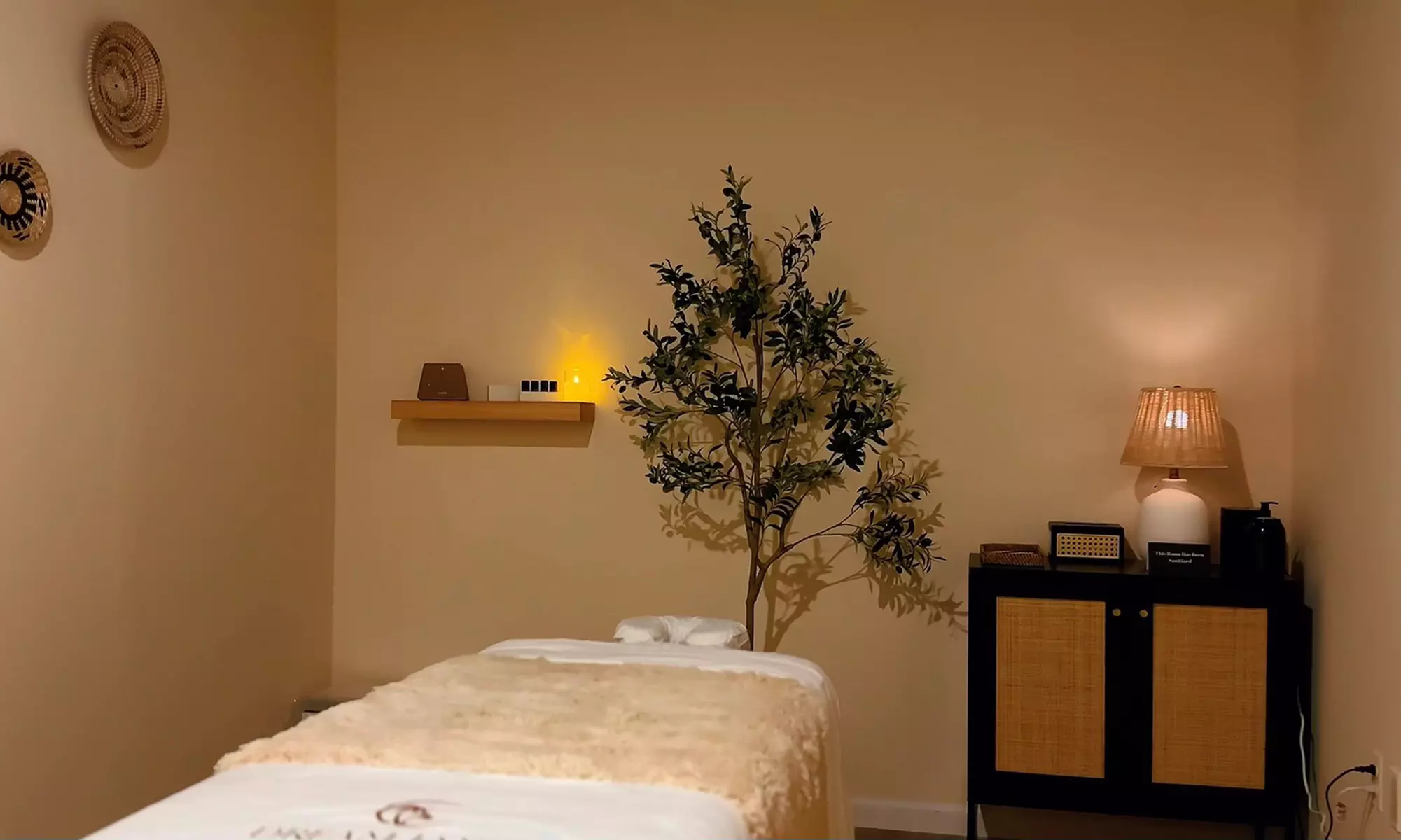 Solo or Couples Massage with Essential Oil + Optional Aromatherapy