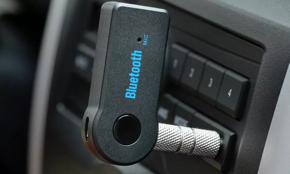 Auto-Bluetooth-Empfänger mit integriertem Mikrofon - Primary Image
