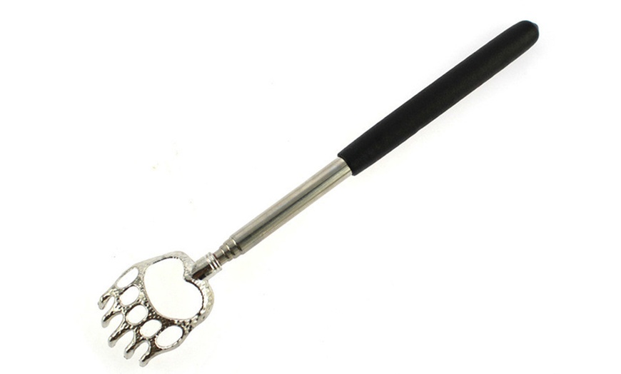 Image 5: Telescopic Bear Back Scratcher