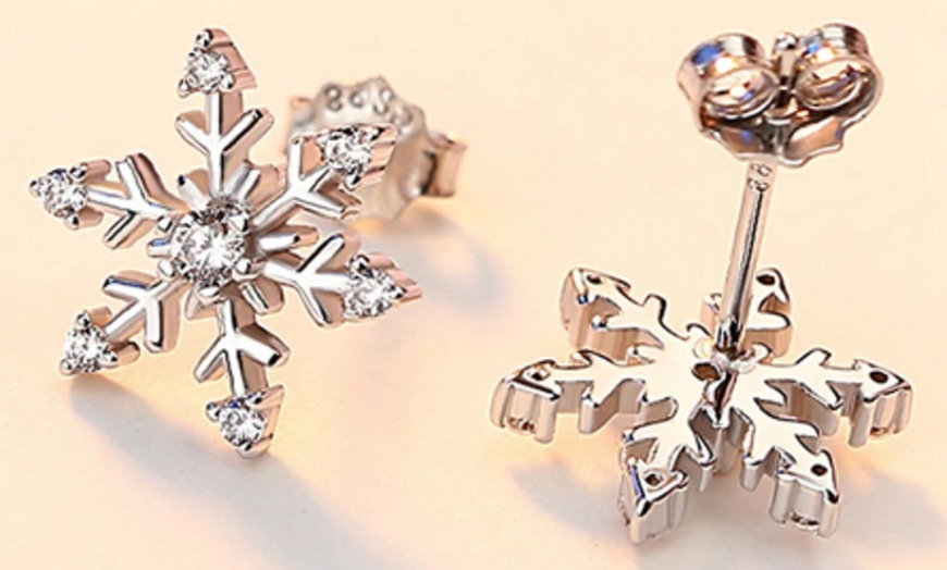 Image 4: Crystal Snowflake Earrings