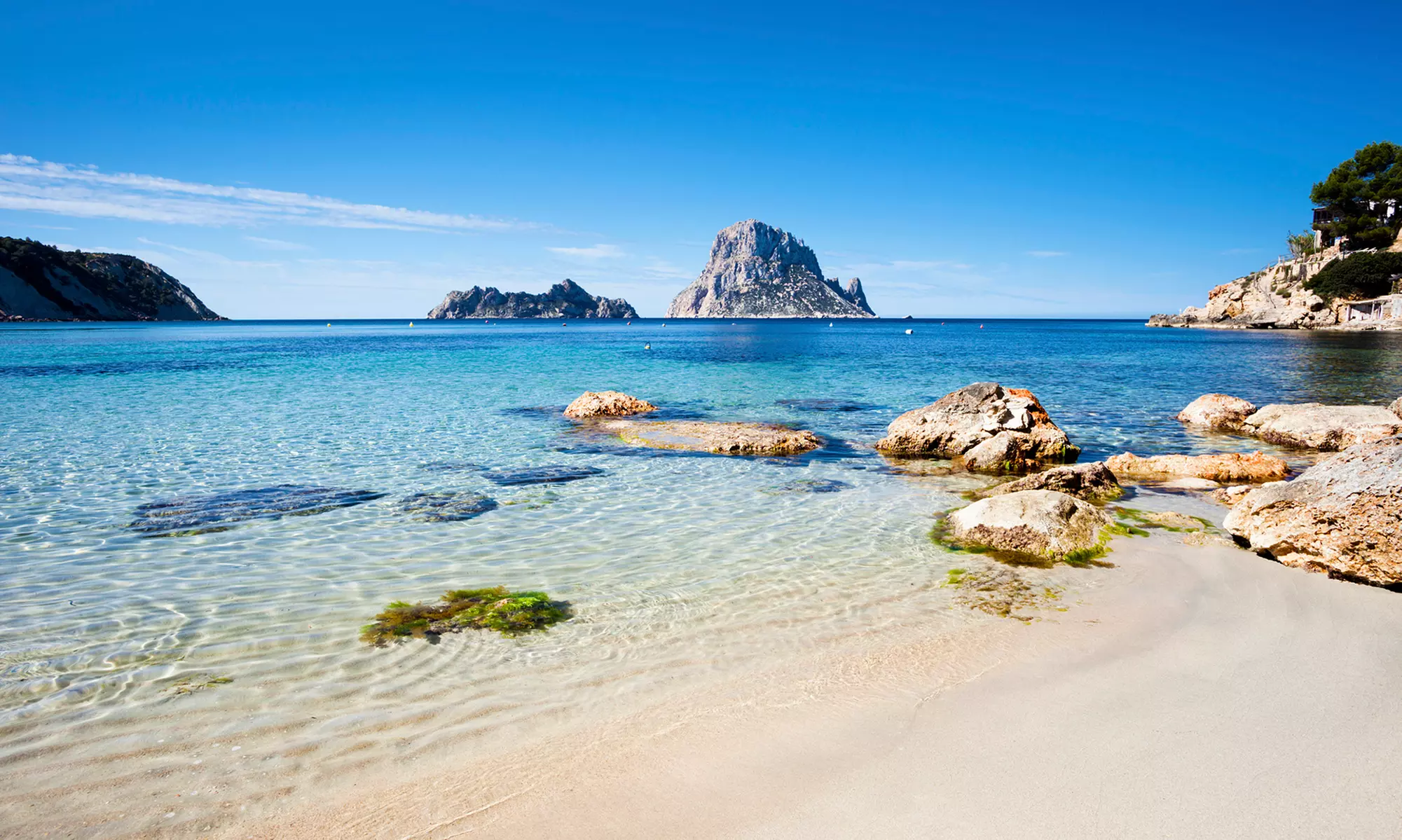 ✈ Ibiza: Volo diretto più 3 o 7 notti in hotel 4* con Spa