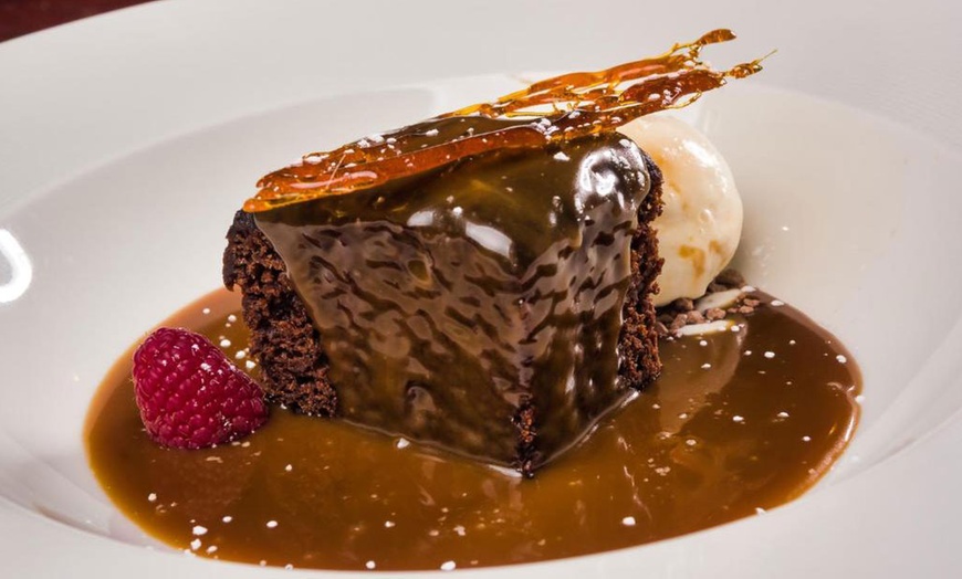 Image 14: Greater Manchester: All Inclusive Stay for 2