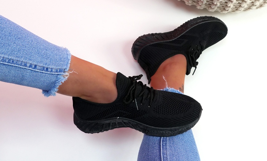 Image 5: Women's Knit Lace-Up Trainers