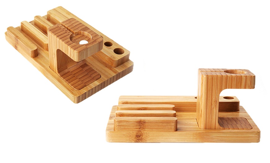 Image 7: Wooden Docking Station