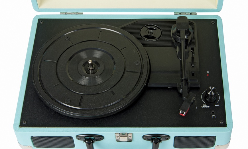 Image 7: Retro Briefcase Turntable