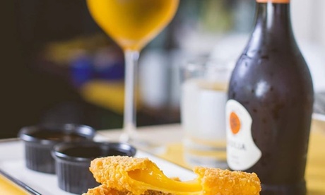 Degustazione 3 calici di vino con tagliere di salumi e formaggi al Buongusto Store (sconto fino a 54%)