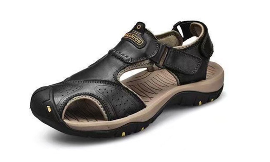 Image 4: Men's Closed Toe Breathable Sandals