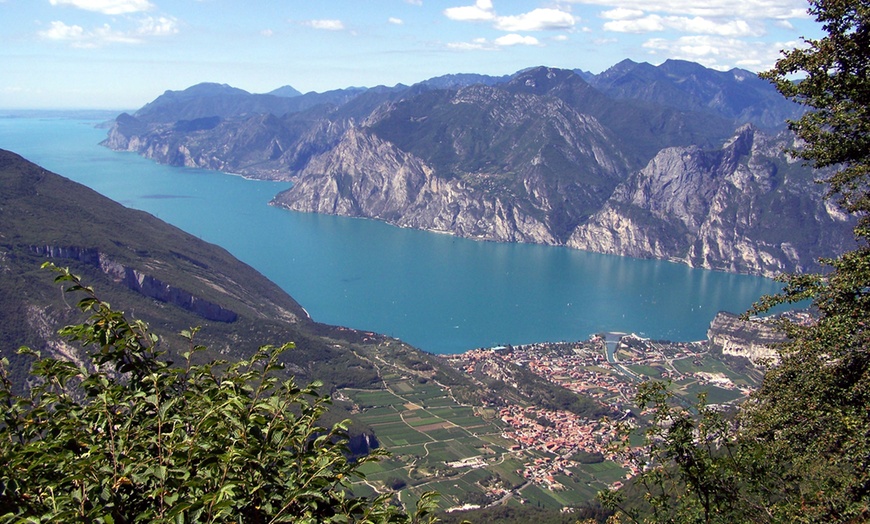 Image 3: ✈ Rome and Lake Garda: 4 or 6 Nights with Flights