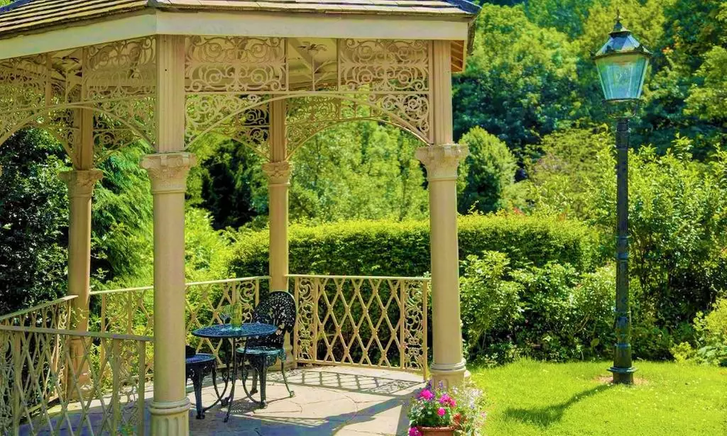 Shropshire: Double Room with Breakfast, Late Checkout, & Glass of Wine