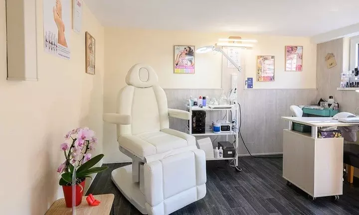 Happy feet: voetverzorgingsbehandeling naar keuze